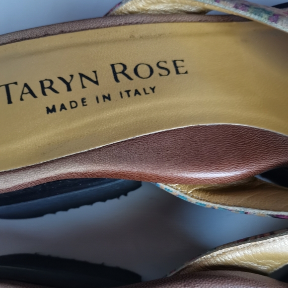 Taryn Rose Sandal - Picture 3 of 7